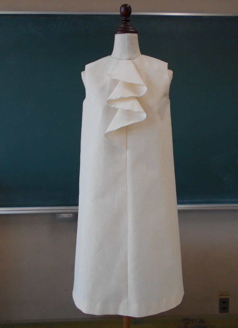 【ファッション】「つくる」喜びをお届けします♪「ラッフルの作図・パターン展開」