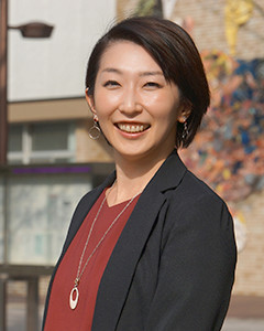 山崎　奈々絵