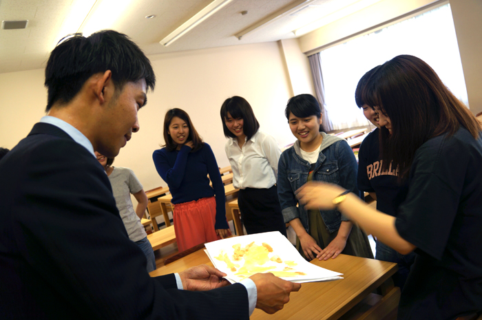 児童心理「心理学基礎実験」① │ 教育学部教育学科│聖徳大学 聖徳大学短期大学部