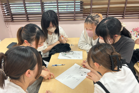 2年生　『　2年後の国家試験に向けて、がんばっています　』　