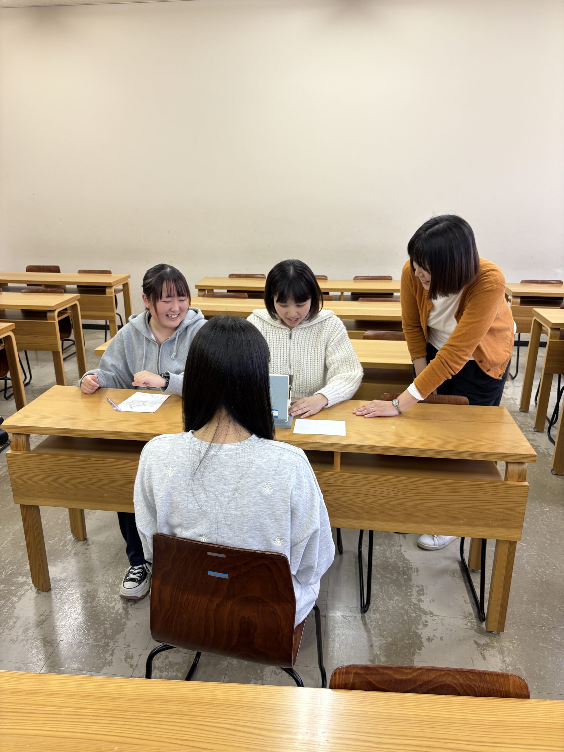 心理学科卒業論文紹介②-白川ゼミ-