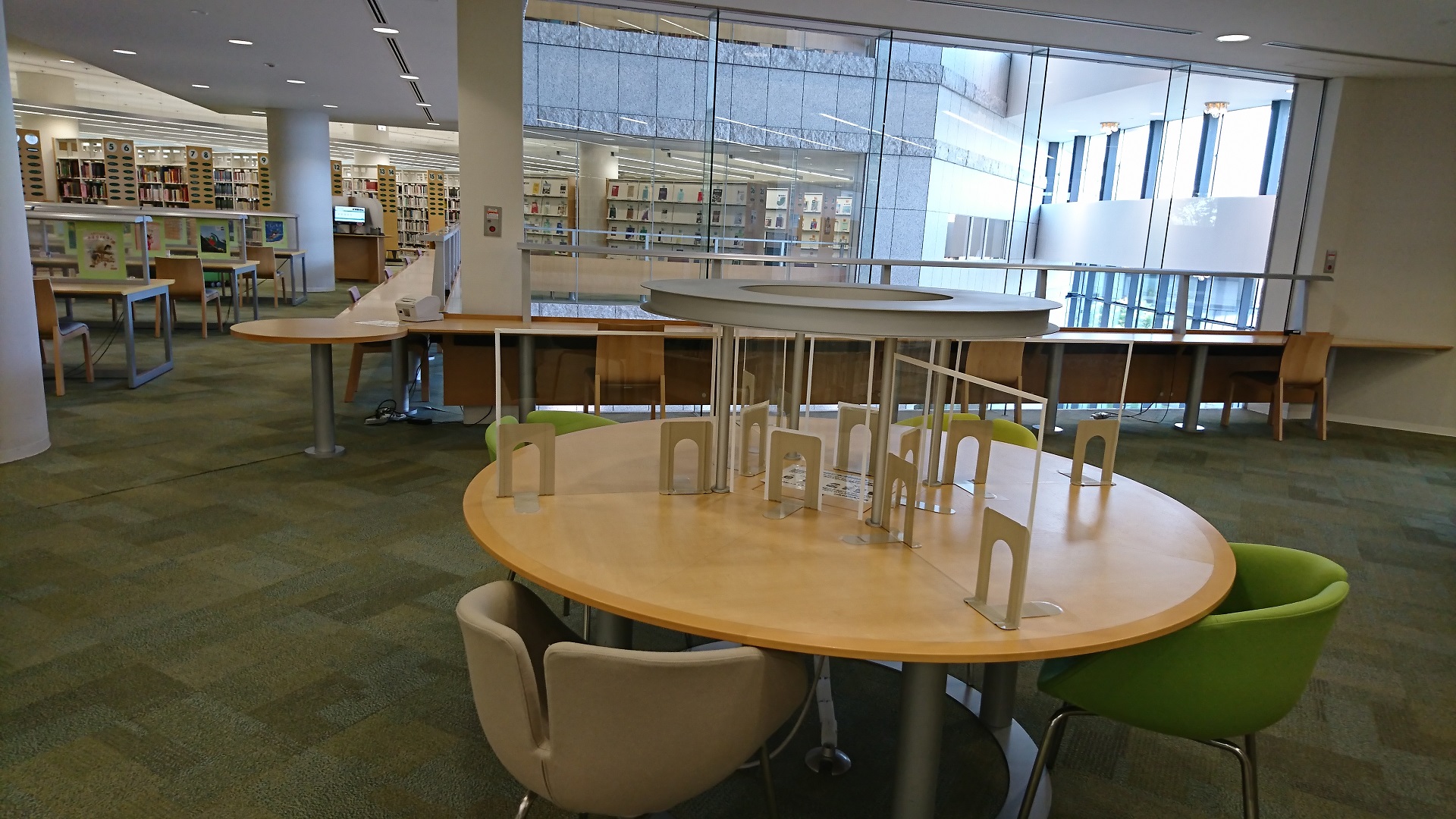 学びの秋 大学の図書館を活用しよう 心理 福祉学部 社会福祉学科 聖徳大学 聖徳大学短期大学部